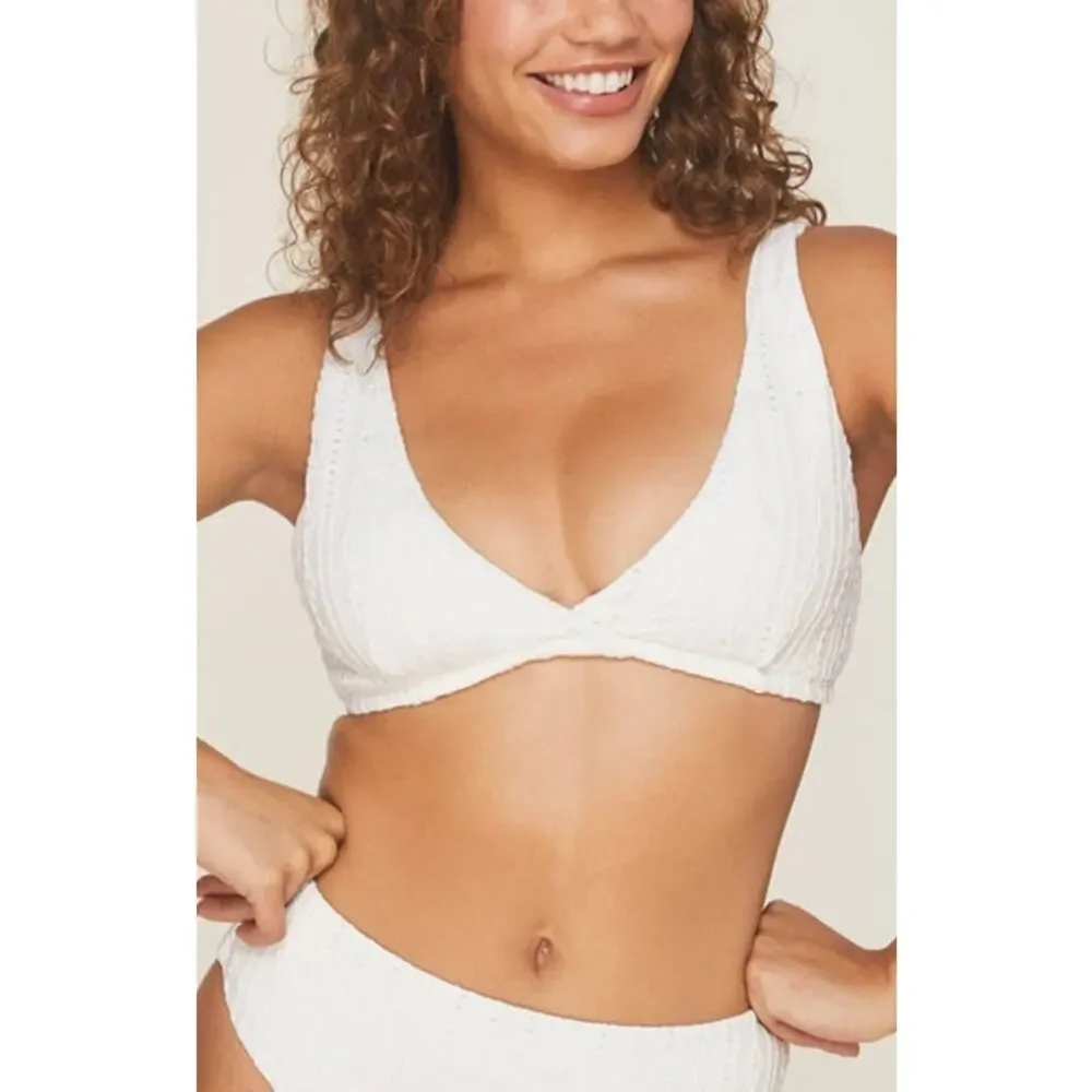 Andie The Belmar Bikini Top in Coconut Floral Eyelet M NWT